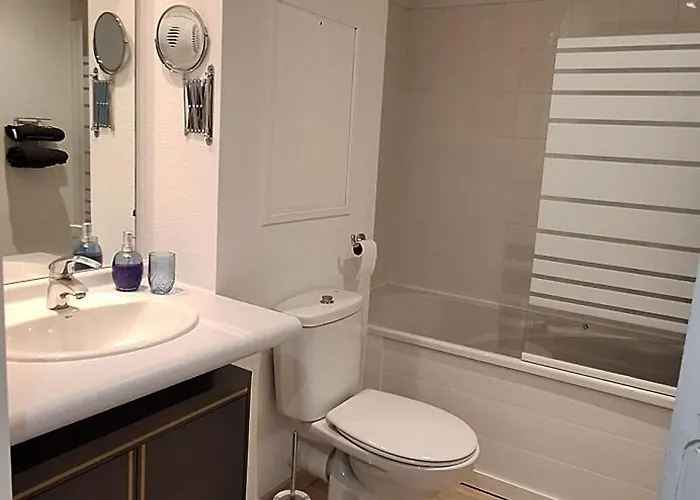 Le Prestige アパート ルルド